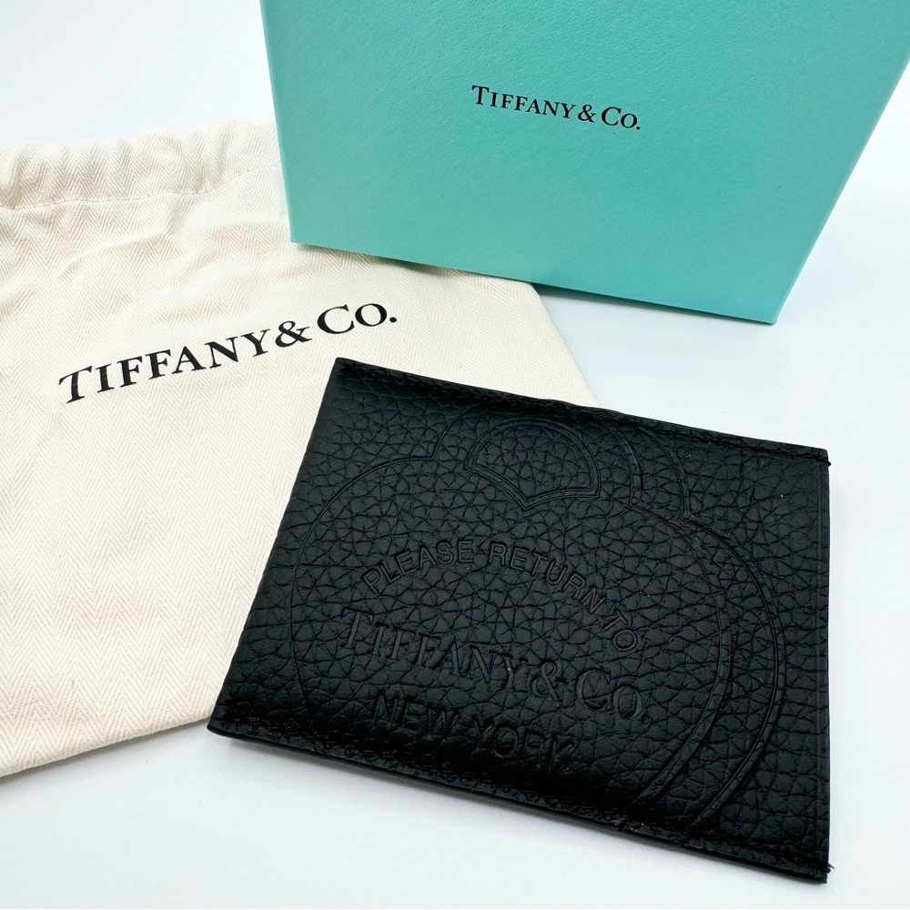 NEW Tiffany & Co Return to Tiffany Black Leather Card Case Holder Heart Wallet